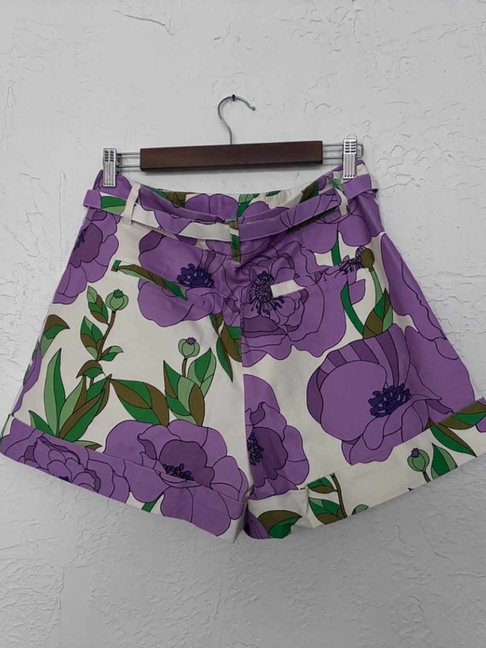 Hyacinth House Floral Pleated Shorts Size Large Belted Purple Green - Picture 4 of 9